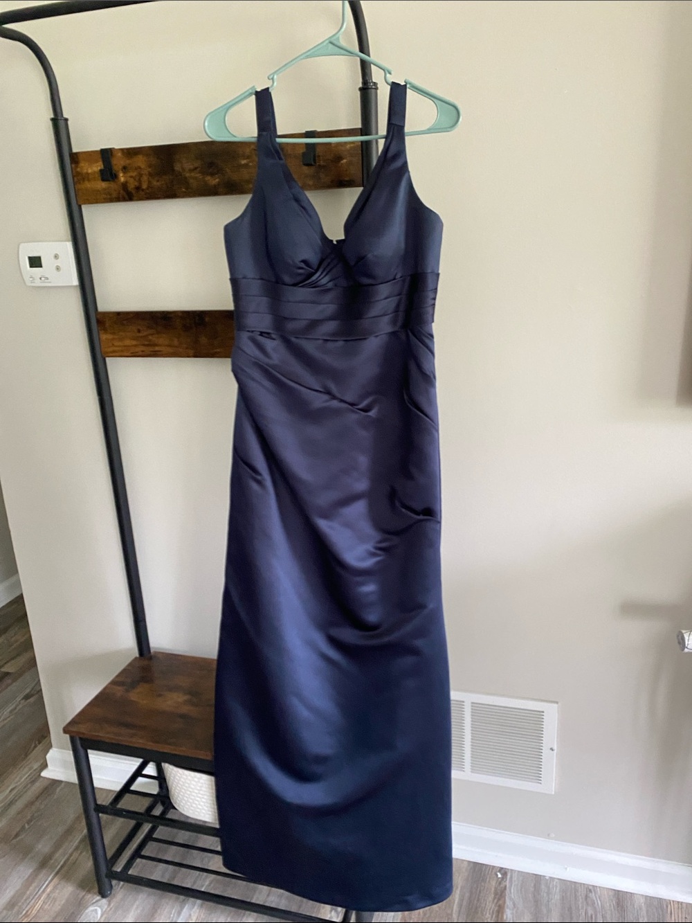 Elegant Navy Satin Evening Dress with V-Neck